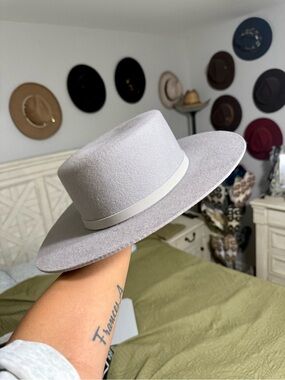 GIGI PIP woman Light Gray Wool Felt Rancher Hat with Cream Band